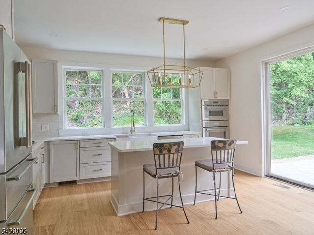 30 N Franklin St, Lambertville City, NJ 08530