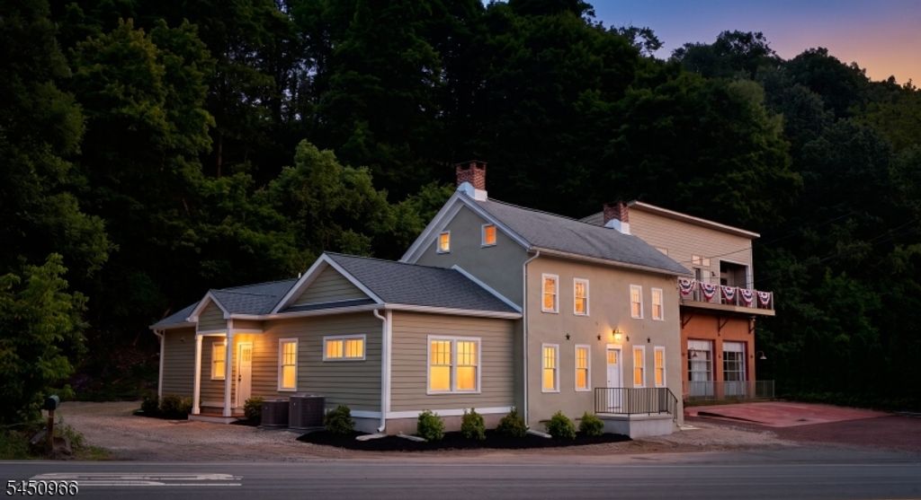 30 N Franklin St, Lambertville City, NJ 08530