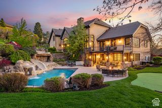 18 SNOW FOREST LN, Sandy, UT 84092