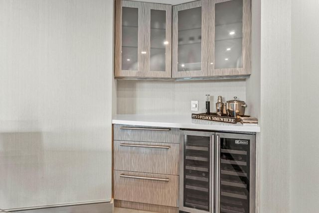 347 N New River Drive 1401, Fort Lauderdale, FL 33301