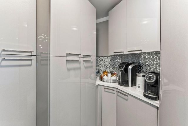 347 N New River Drive 1401, Fort Lauderdale, FL 33301