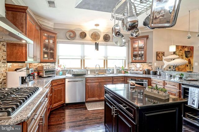 411 WINTERBERRY LN, Hammonton, NJ 08037