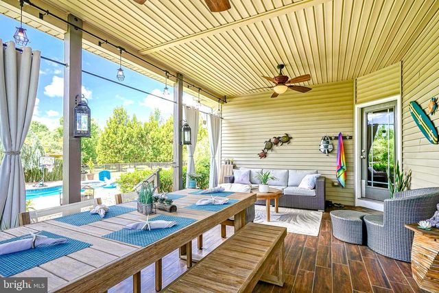 411 WINTERBERRY LN, Hammonton, NJ 08037