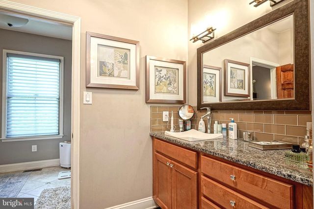 411 WINTERBERRY LN, Hammonton, NJ 08037