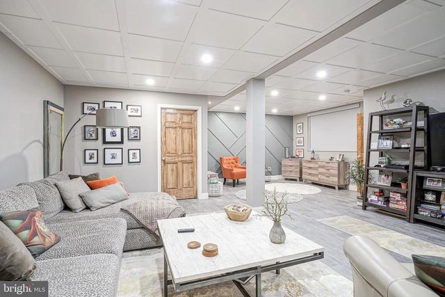 411 WINTERBERRY LN, Hammonton, NJ 08037