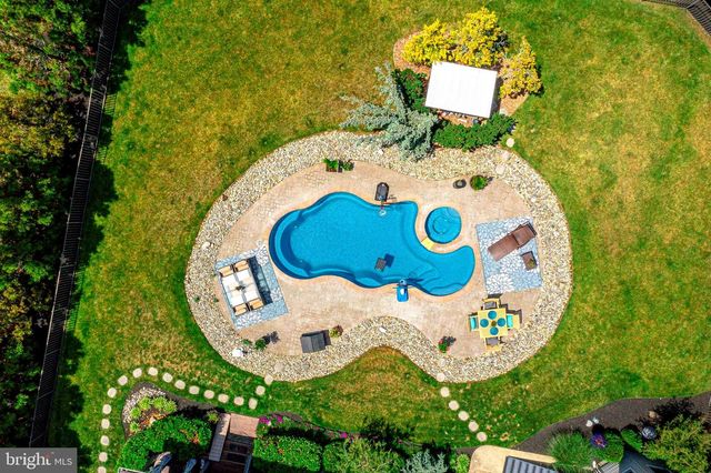 411 WINTERBERRY LN, Hammonton, NJ 08037