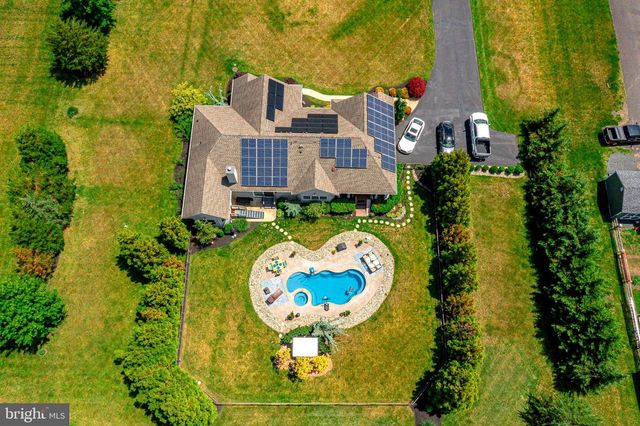 411 WINTERBERRY LN, Hammonton, NJ 08037