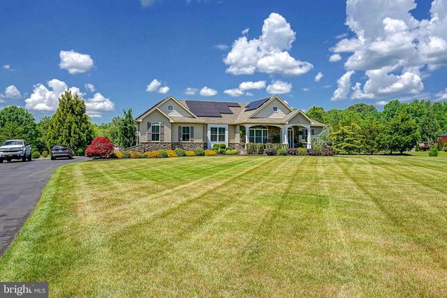 411 WINTERBERRY LN, Hammonton, NJ 08037