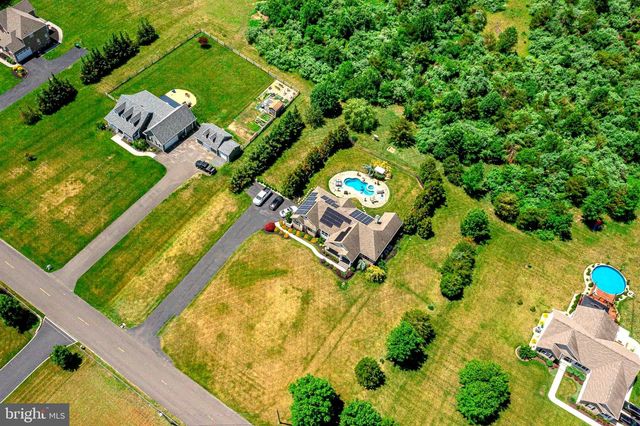 411 WINTERBERRY LN, Hammonton, NJ 08037
