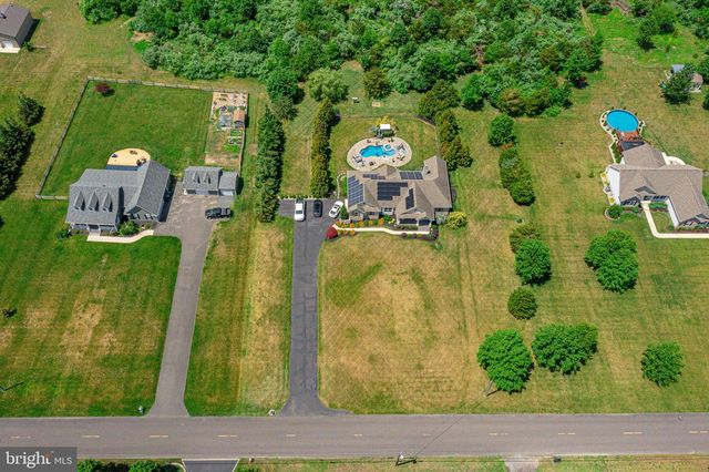 411 WINTERBERRY LN, Hammonton, NJ 08037