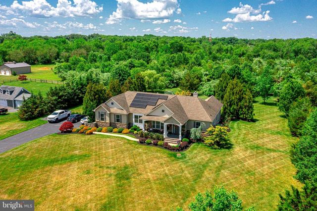 411 WINTERBERRY LN, Hammonton, NJ 08037