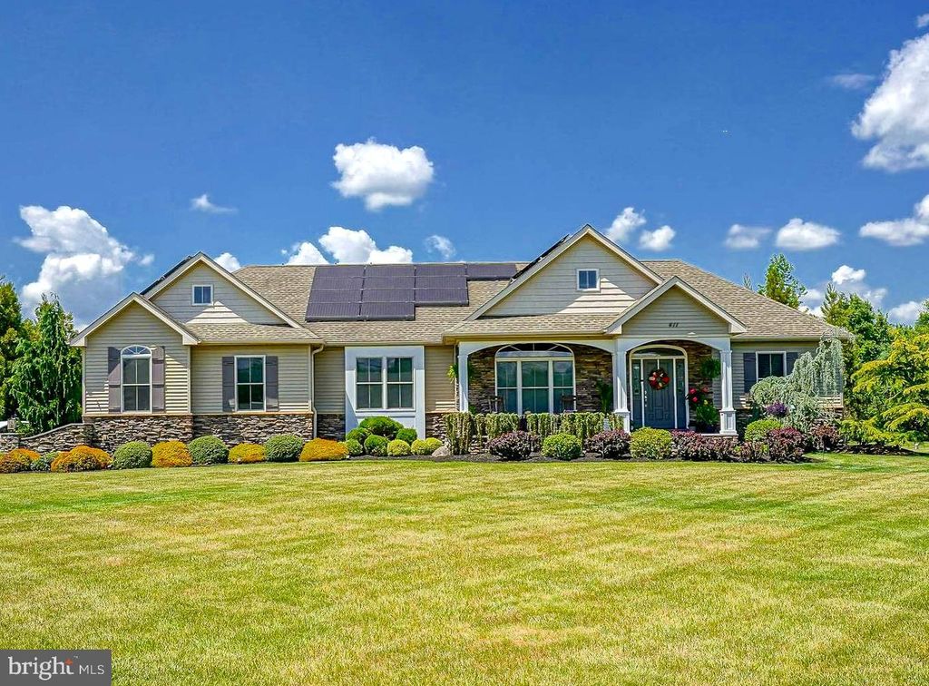 411 WINTERBERRY LN, Hammonton, NJ 08037