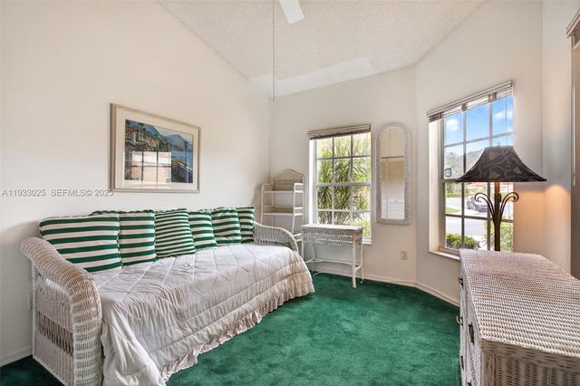 9764 Malvern Dr, Tamarac, FL 33321