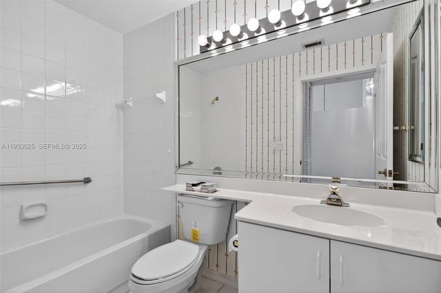 9764 Malvern Dr, Tamarac, FL 33321