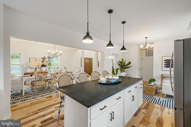 104 E HAVEN CT, Charlottesville, VA 22911