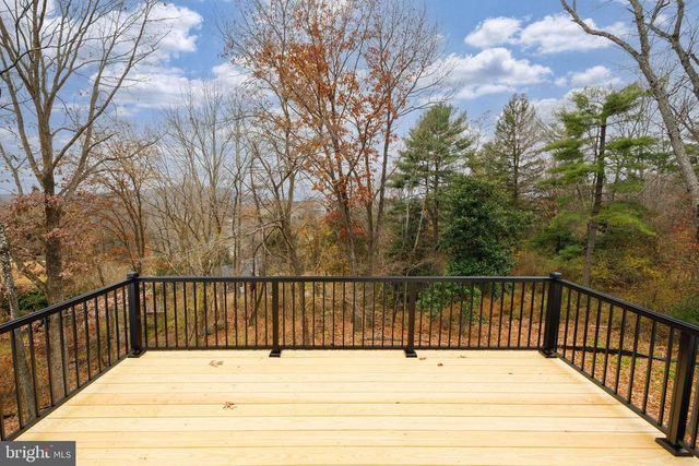 104 E HAVEN CT, Charlottesville, VA 22911