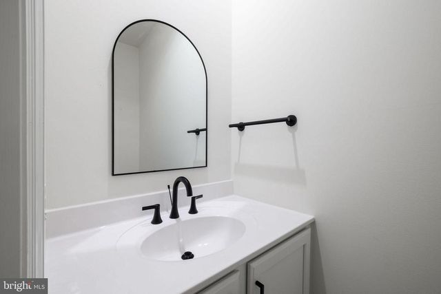 104 E HAVEN CT, Charlottesville, VA 22911