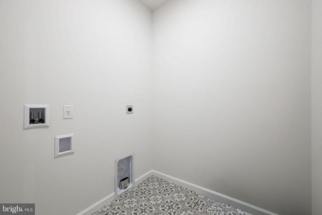 104 E HAVEN CT, Charlottesville, VA 22911