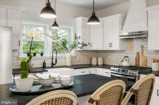 104 E HAVEN CT, Charlottesville, VA 22911