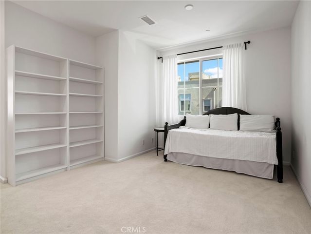 633 S Motif, Anaheim, CA 92805
