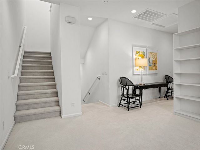 633 S Motif, Anaheim, CA 92805