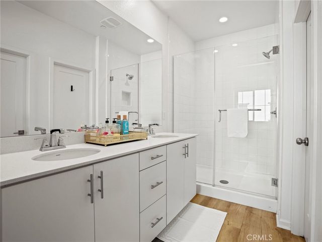 633 S Motif, Anaheim, CA 92805