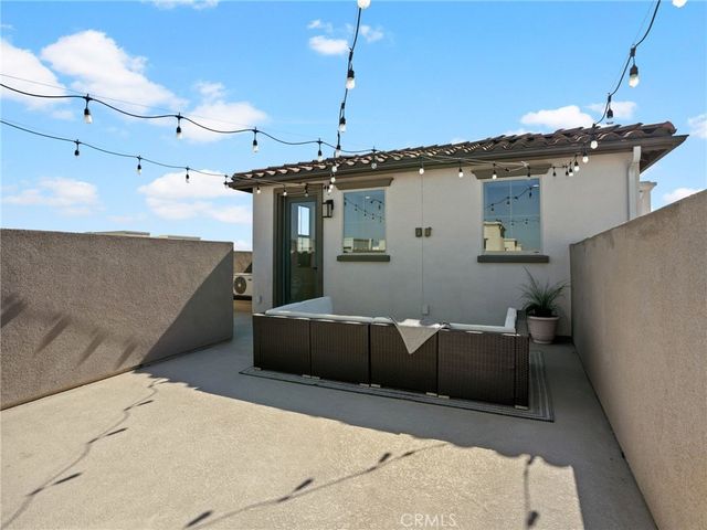 633 S Motif, Anaheim, CA 92805