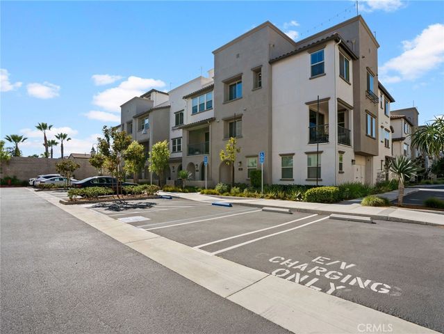 633 S Motif, Anaheim, CA 92805