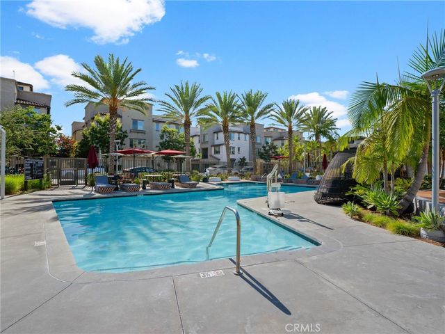 633 S Motif, Anaheim, CA 92805