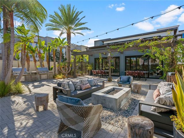 633 S Motif, Anaheim, CA 92805