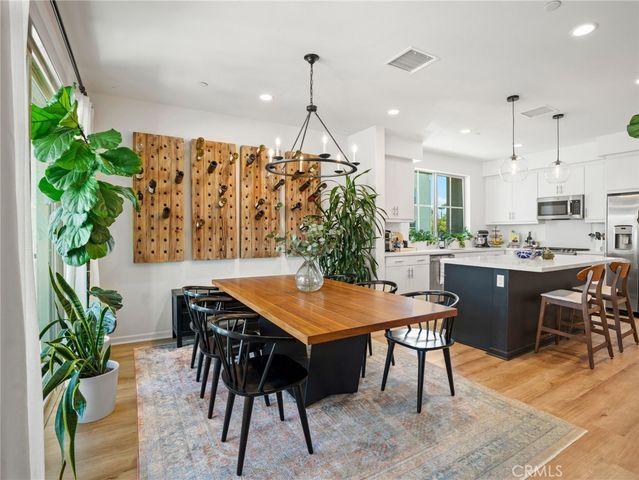 633 S Motif, Anaheim, CA 92805