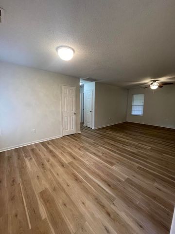 141 Lakewood Drive, Orangeburg, SC 29118