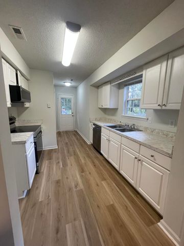 141 Lakewood Drive, Orangeburg, SC 29118