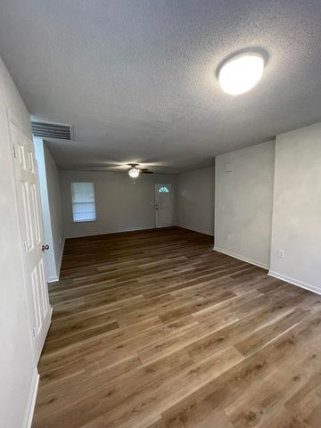 141 Lakewood Drive, Orangeburg, SC 29118