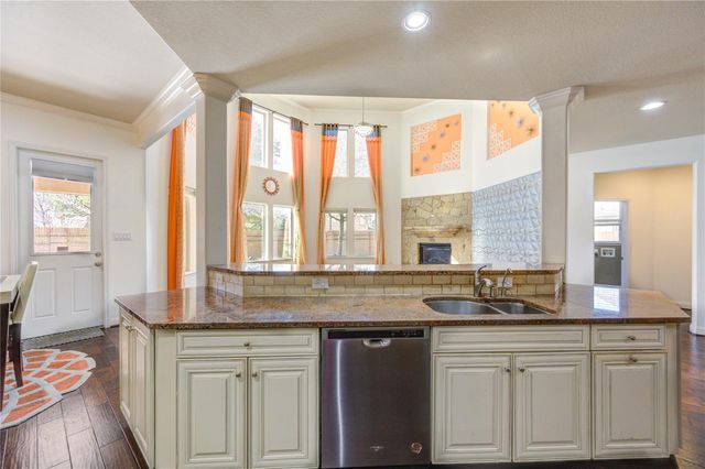 3806 Sims Pointe Court E, Fulshear, TX 77441