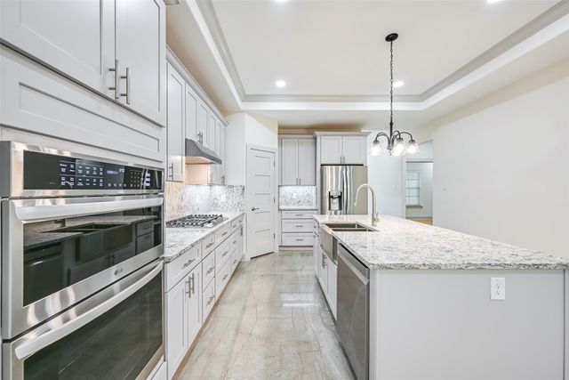 1102 Fort Worth St Street, Grand Prairie, TX 75050