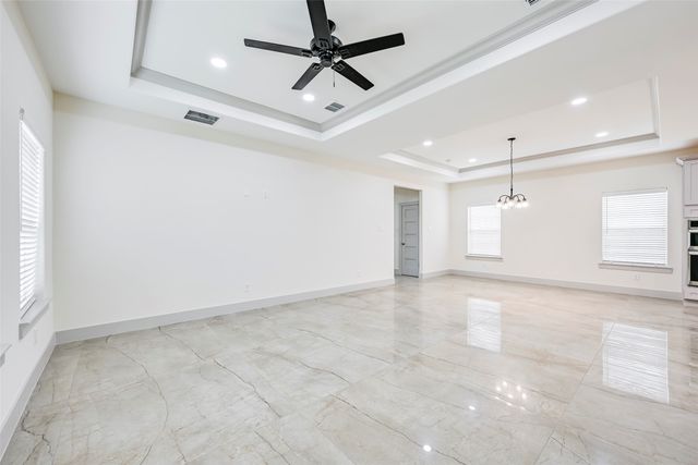 1102 Fort Worth St Street, Grand Prairie, TX 75050