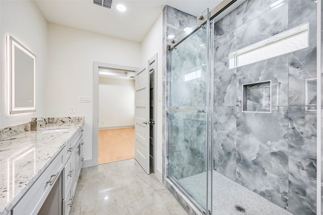 1102 Fort Worth St Street, Grand Prairie, TX 75050