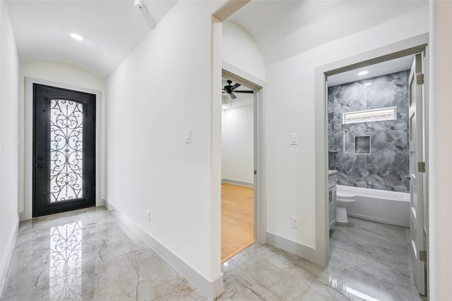 1102 Fort Worth St Street, Grand Prairie, TX 75050