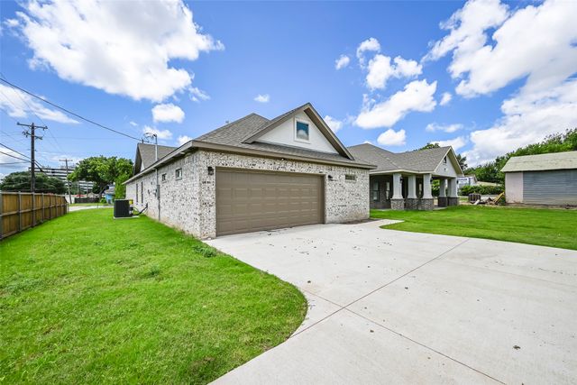 1102 Fort Worth Street, Grand Prairie, TX 75050