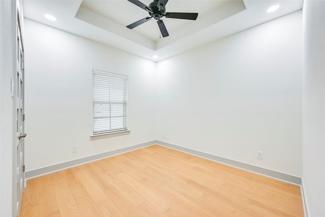 1102 Fort Worth St Street, Grand Prairie, TX 75050