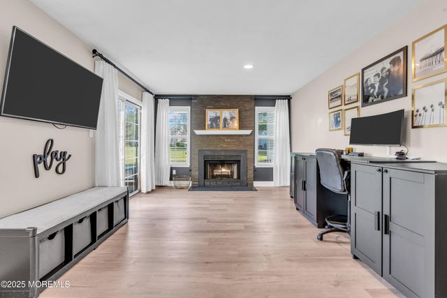 233 Paddington Court 8-3, Manalapan, NJ 07726