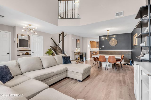 233 Paddington Court 8-3, Manalapan, NJ 07726