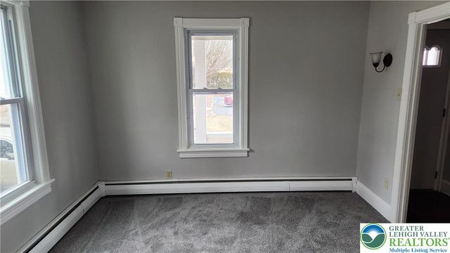 26 East Walnut Street, Nazareth Boro, PA 18064