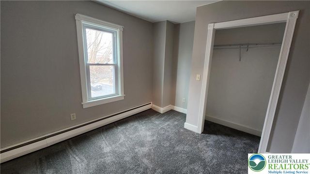 26 East Walnut Street, Nazareth Boro, PA 18064