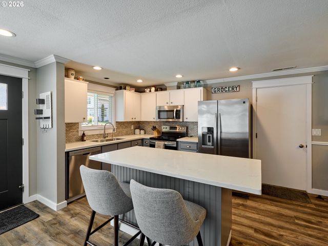 30825 Sw FIR Ave, Wilsonville, OR 97070