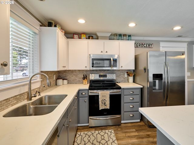 30825 Sw FIR Ave, Wilsonville, OR 97070