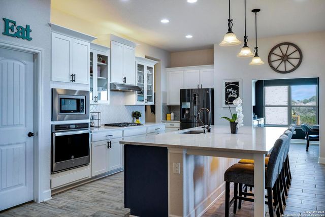 1230 Roaring Falls, New Braunfels, TX 78132