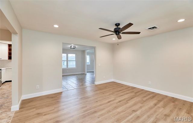 1329 S Wheaton Drive, St Charles, MO 63301