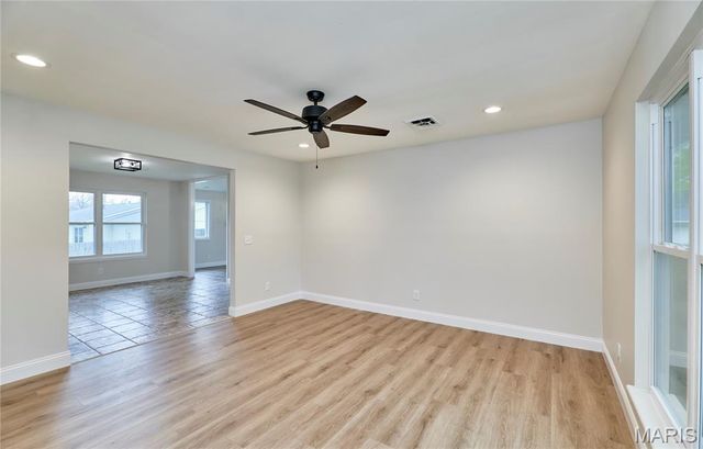 1329 S Wheaton Drive, St Charles, MO 63301